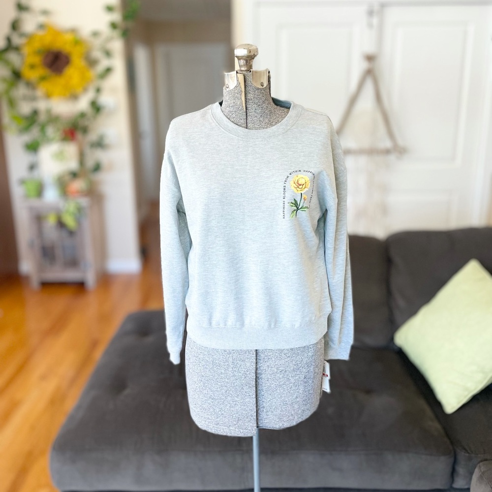 LD SALE ITEM: NWT Sunflower "happiness blooms from within" crew neck sweatshirt